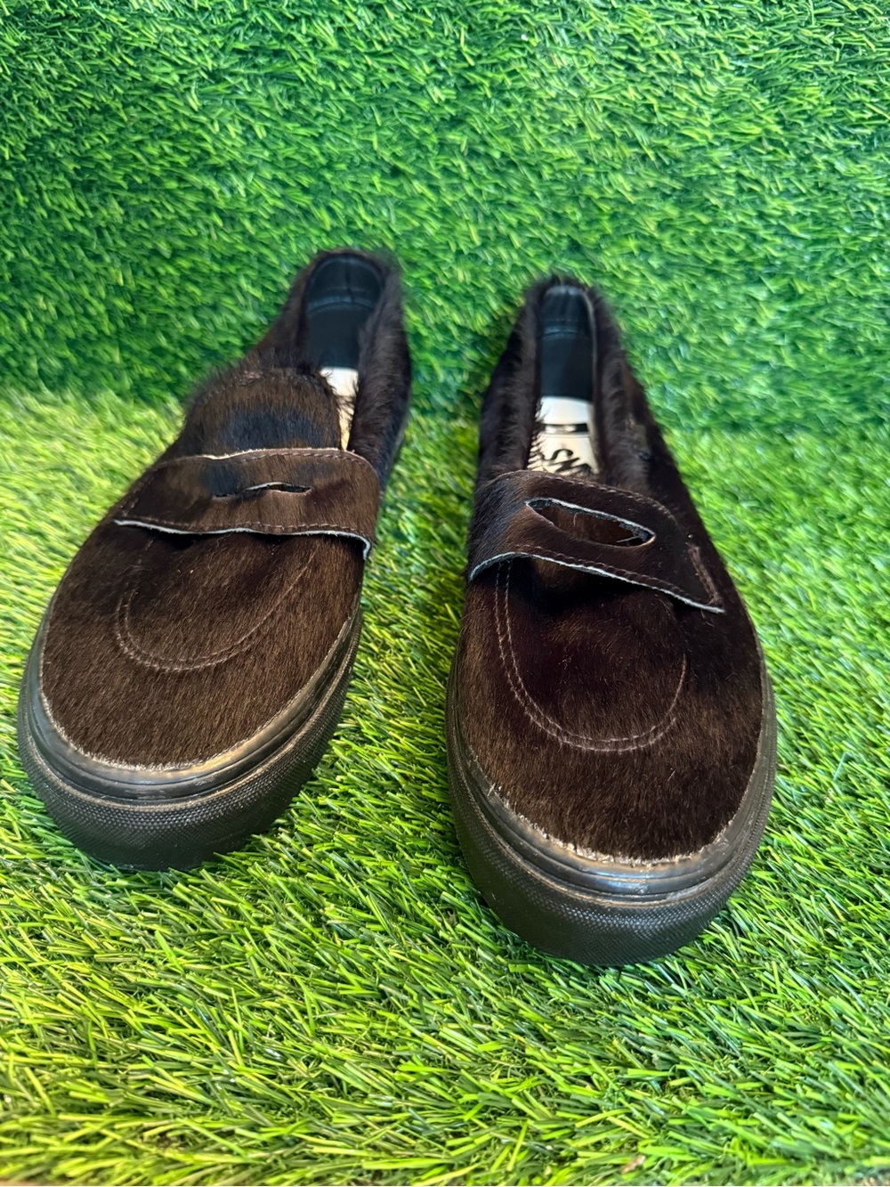 Vans Unisex style 53 Black faux pony hair penny Loafer men 7.5. W9.0